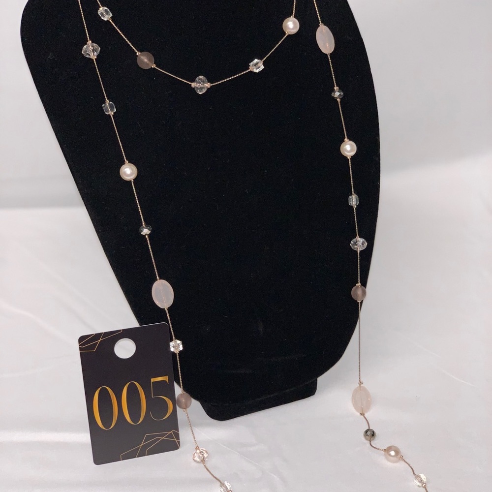 Used/ like new Liz Claiborne necklace